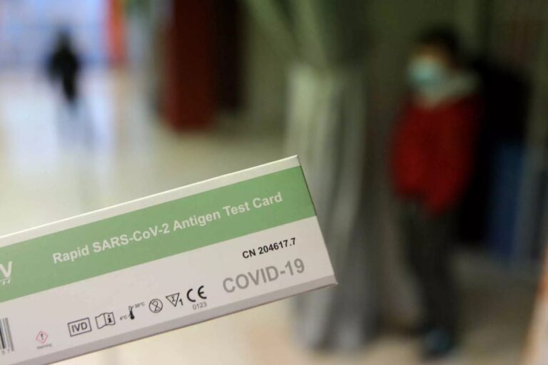 Κορονοϊός: Η εγκύκλιος του υπουργείου Παιδείας για τις απουσίες των μαθητών που νοσούν